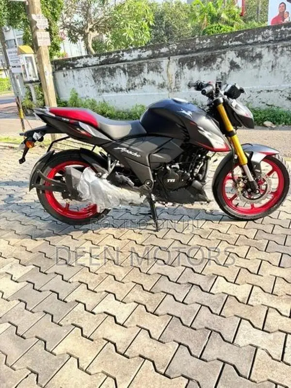 TVS Apache RTR 160 2026
