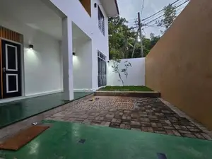 Two Storey House for Sale in Battaramulla!