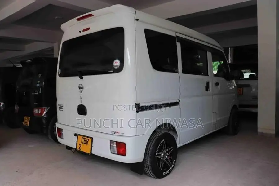 Nissan Clipper 2023