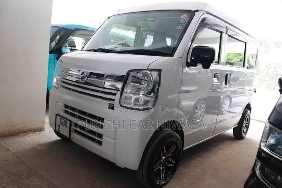 Nissan Clipper 2023