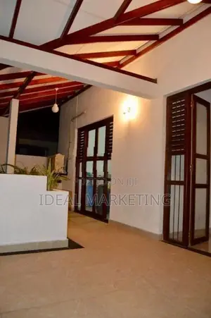 Dehiwala - Spacious House for Rent