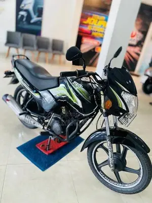 TVS Metro New 2016