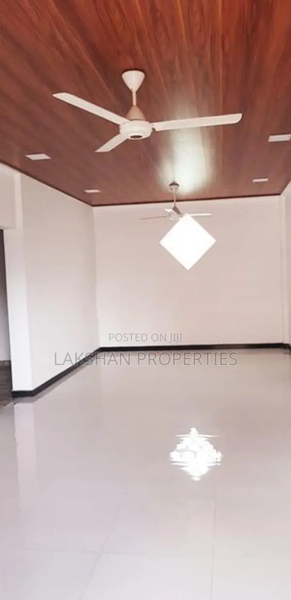 Two Storey House for Sale in Boralesgamuwa Werahera