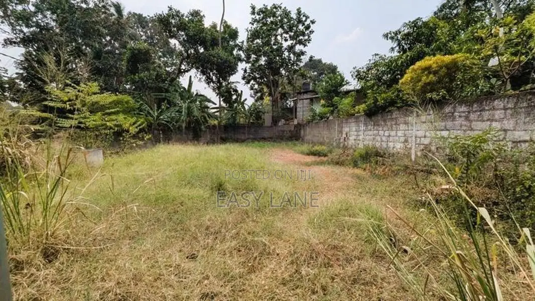 යක්කල නගරයෙන් ඉඩමක්