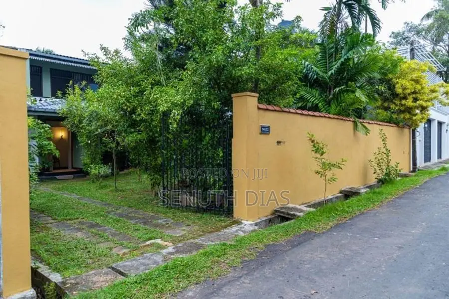 Prime Office Space in Serene, Central Kotte – Close to Parliament Road