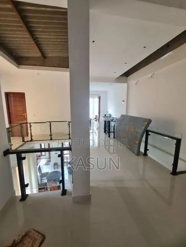 Annex for Rent Near University of Moratuwa ( Katubedda)- Only Ladies