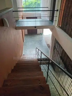 Luxury 2-Storey House for Sale – Thalawathugoda