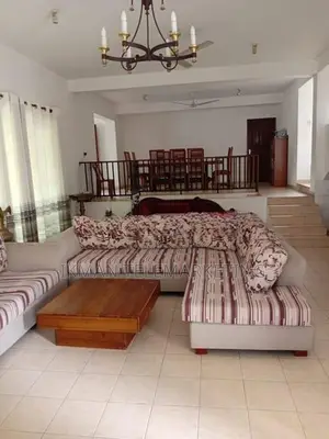 Luxury House for Sale in Battaramulla