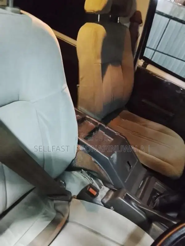 Nissan Vanette 1995