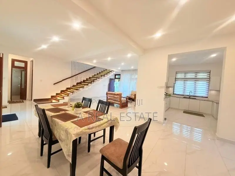 Brand New 3 Storey House for Sale in Neelamahara Road Boralesgamuwa