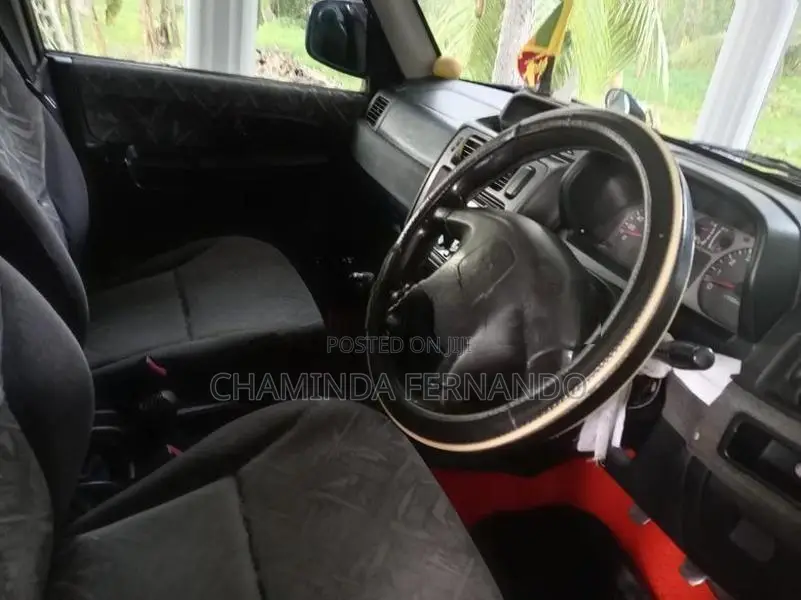 Mitsubishi Pajero 1999