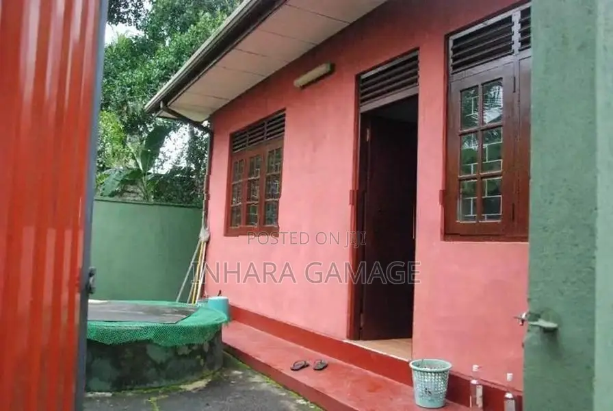 2 Bedroom Fully Furnished Home for Sale Near to The Homagama Town
