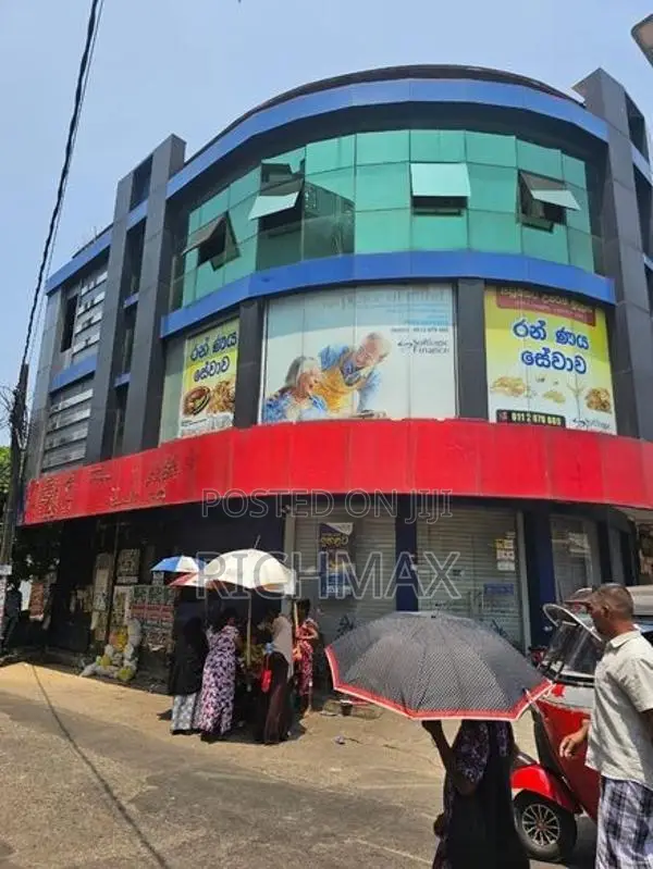 Two storied building for rent in Colombo 9