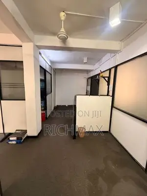 3rd floor office space for rent in Colombo 03