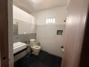 2nd floor office space for rent in Colombo 03