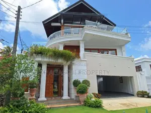 Super Luxury House for Sale in Battaramulla