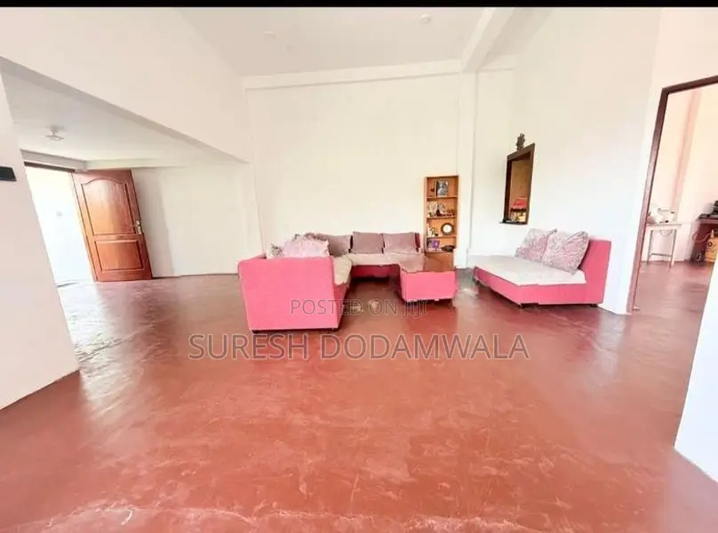 Rent House Near Dharmaraja Mahamaya Colleges Kandy