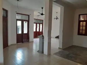 BATTARAMULLA : 4-BR (12P) PRIME 2-STORY HOUSE FOR RENT IN SUBUTHIPURA