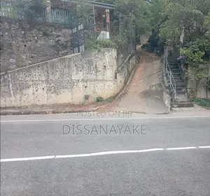 Land for Sale in Badulla City Limit, Pinarawa