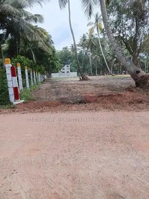 සින්නක්කර ඉඩමක් - පම්බල