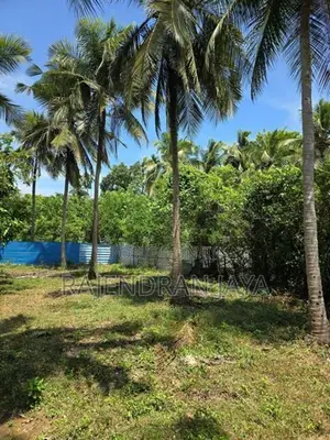 House with 5.75 Perch Land for Sale in Vaddukkodai