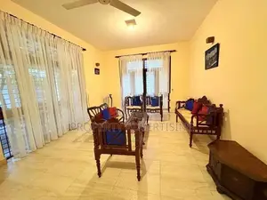 Spacious house for sale in boralasgamuwa