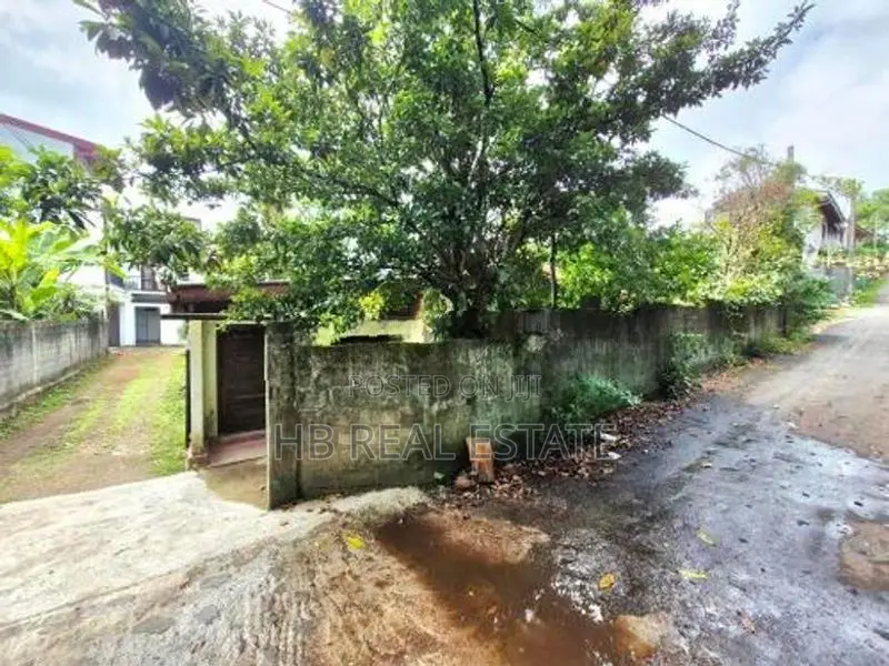 14 P Residential Property For Sale in Nugegoda