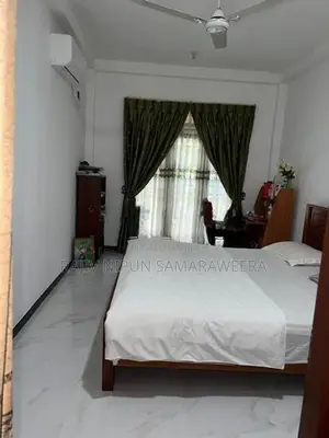 Tow Story Luxury House අවිස්සාවේල්ල