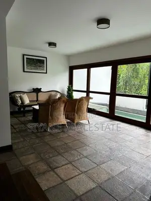 Luxury 3 Storey House for Sale in Nugegoda