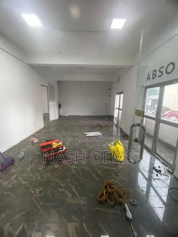 1st Floor and 2nd for Rent, colombo 03 Galle Road Facing