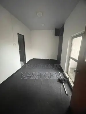 1st Floor and 2nd for Rent, colombo 03 Galle Road Facing