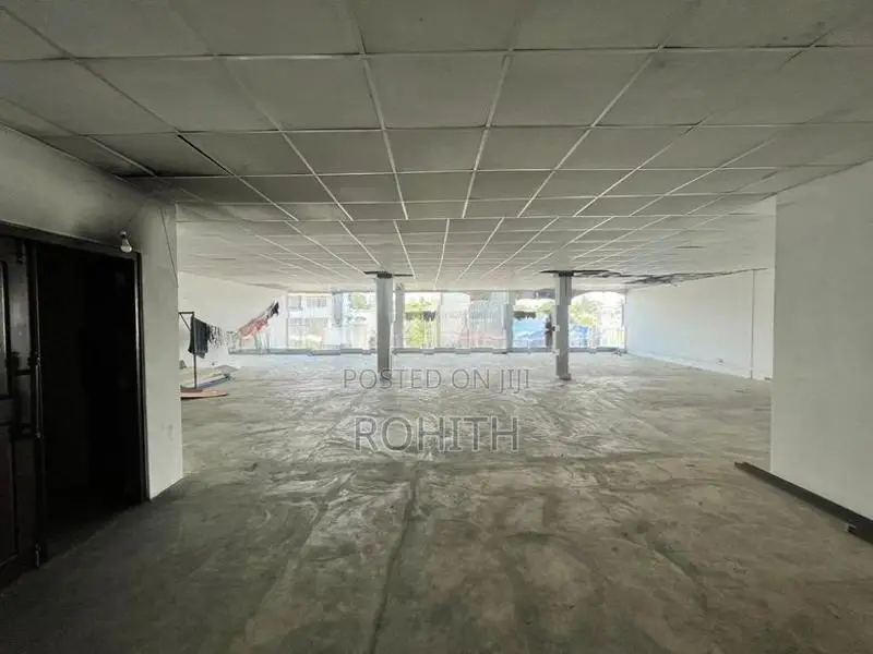 Dehiwala 3500 Sqft 2nd Floor Showroom Building Space for Rent