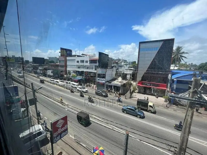 Dehiwala 3500 Sqft 2nd Floor Showroom Building Space for Rent
