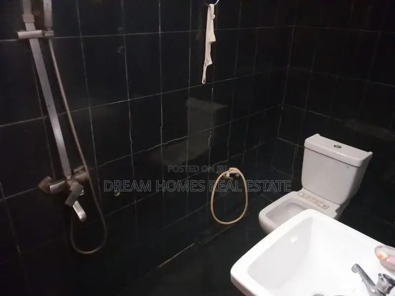Two-Storey House with Rooftop for Sale – Maharagama