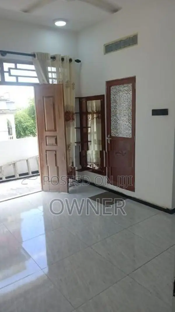 Sharing Room for Rent in Colombo 2