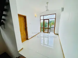 4BR Pelawatte Brand House For Sale in Prime location Battaramulla