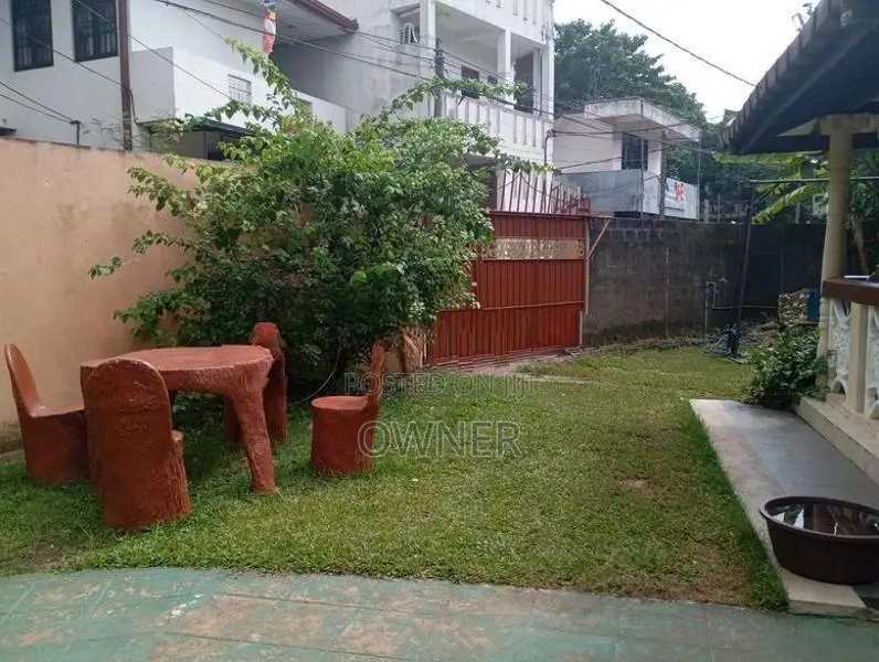 Holiday Short-Term Rental In Wellampitiya