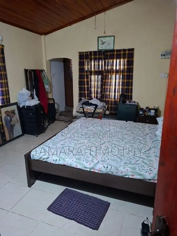 House with Land for Sale in Hekitta,Wattala