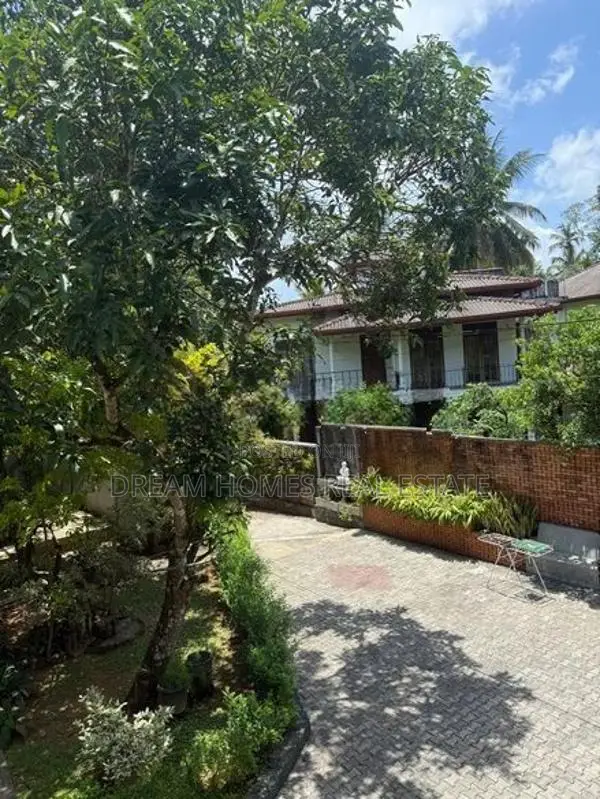 Residential House for Sale – Pokunuwita