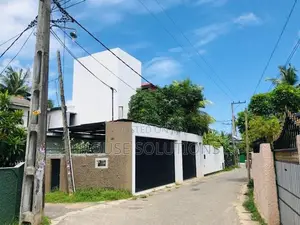 🏡 LUXURY TWO-STORY HOUSE FOR SALE – DE MEL ROAD, MORATUWA