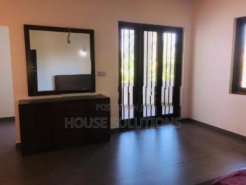 🏡 LUXURY TWO-STORY HOUSE FOR SALE – DE MEL ROAD, MORATUWA