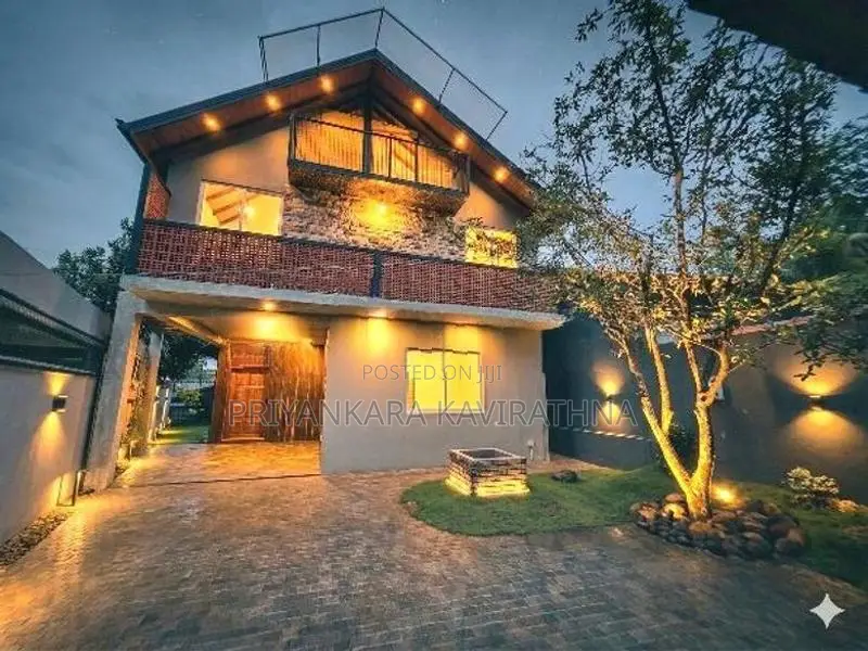 කැස්බෑවෙන් Villa එකක් වගේ ලස්සනම දෙමහල් නිවසක් විකිනීමට