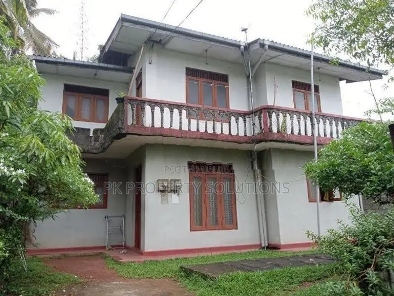 House for Sale in Boralesgamuwa ( File Number 3034 B )