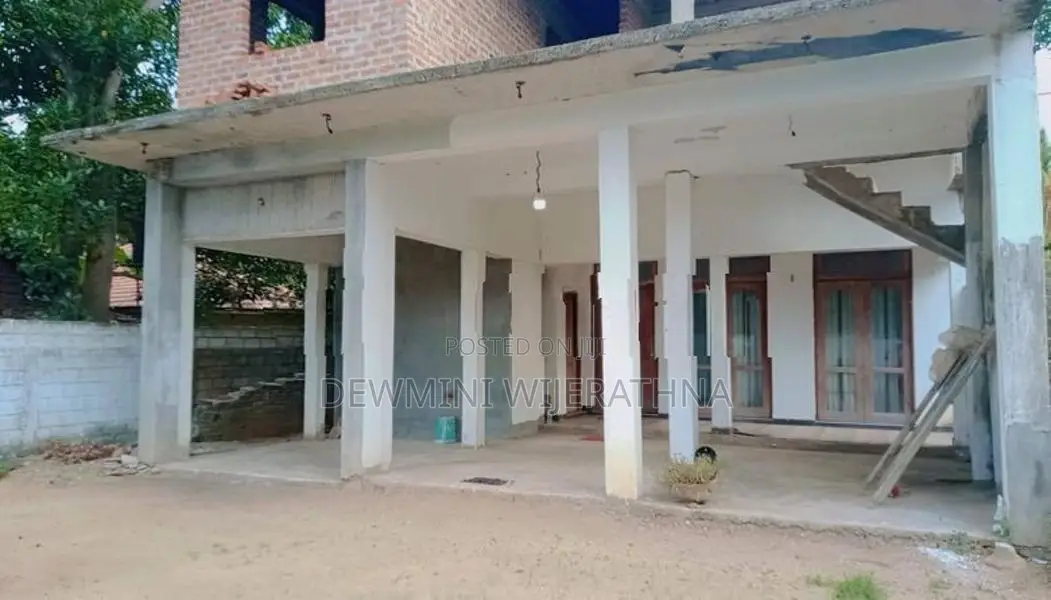 12 Rooms Semi-Finished Guest Hotel for Sale Negombo