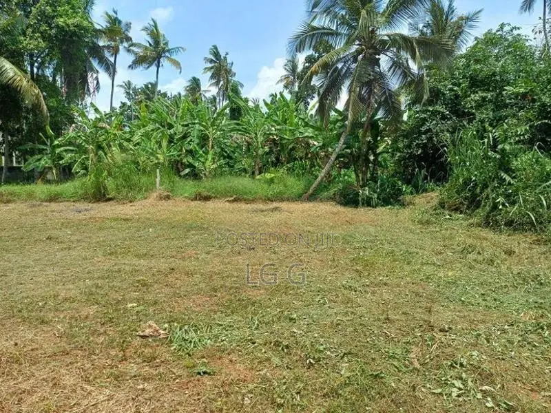 Land for Sale in Udugampola