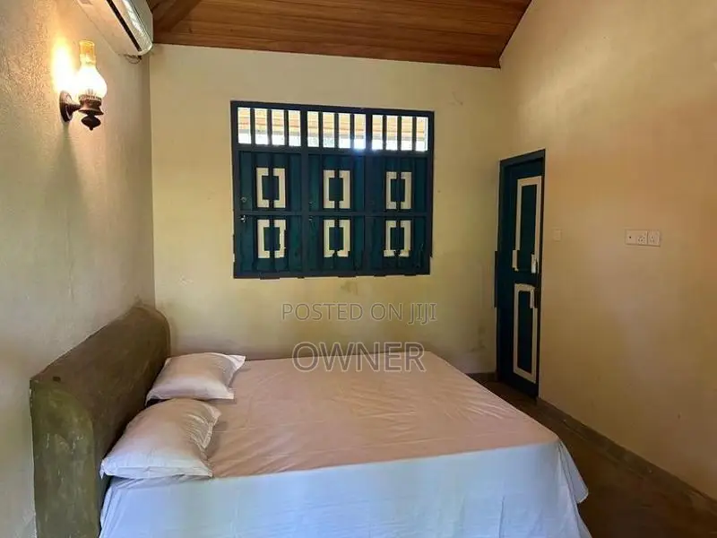 Marawila Boutique Style Hotel for Sale