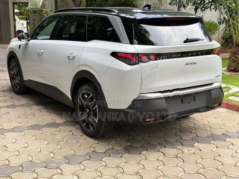 Peugeot 5008 GT LINE - 7 SEATER 2025