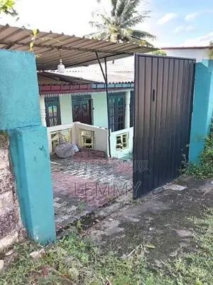 Beautiful House for Sale Enderamulla