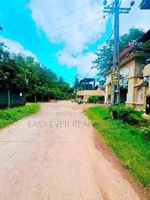 පන්නිපිටියෙන් පර්චස් 10ක බිම් කොටසක්