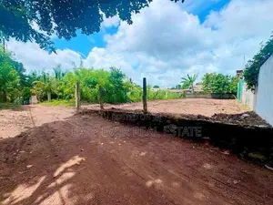 පන්නිපිටියෙන් පර්චස් 10ක බිම් කොටසක්
